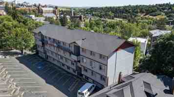 featured image of 820 Ne Colorado St