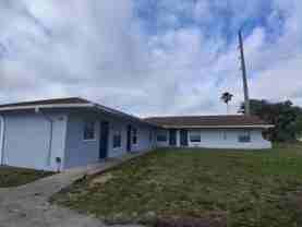 406 Ne 24th Pl #2 - Photo 1 of 1