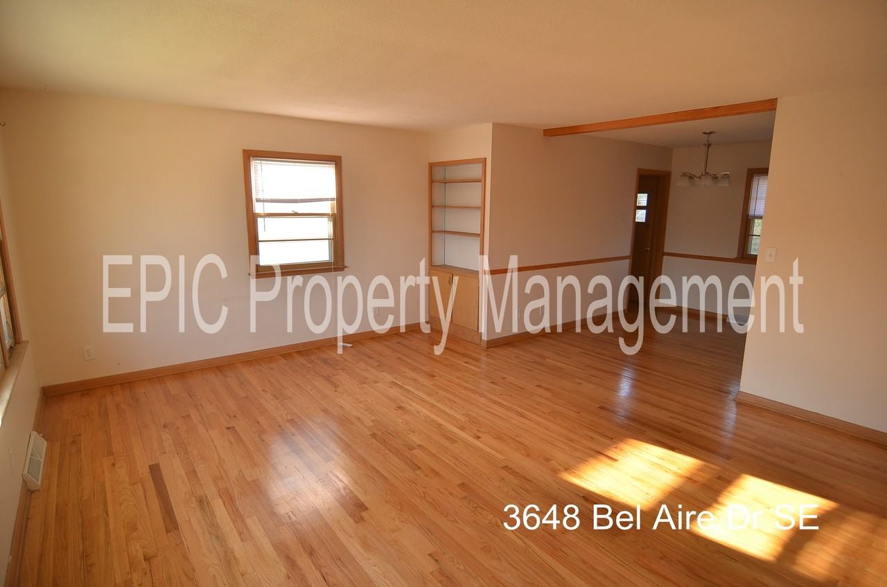 3648 Bel Air Dr Se - Photo 3 of 13