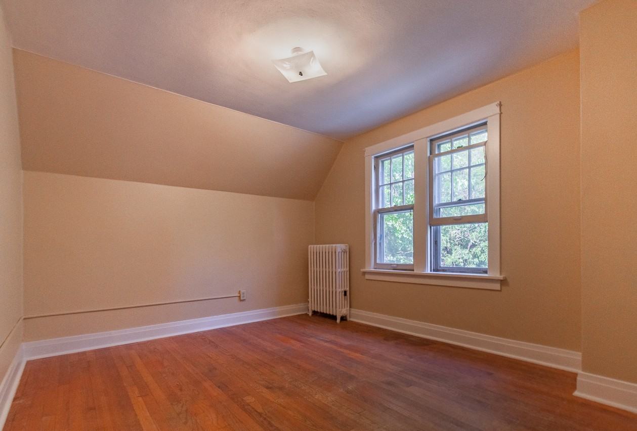 2642 Kendall Ave #1 - Photo 4 of 25