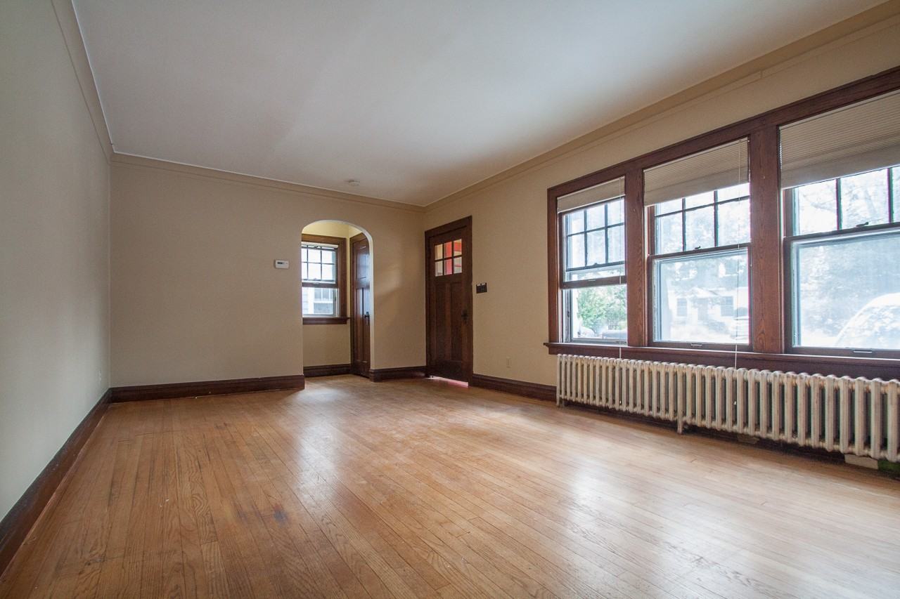 2642 Kendall Ave #1 - Photo 6 of 25