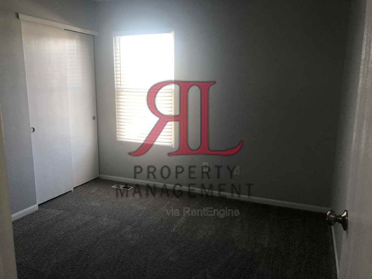 5524 Glendalough St #1 - Photo 6 of 15