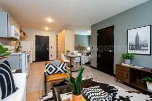 1711 N Vassar Ave #212 - Photo 1 of 1