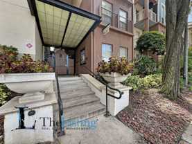 2411 W Horatio St #532 - Photo 1 of 1