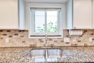 1007 Echo Ln - Photo 1 of 1