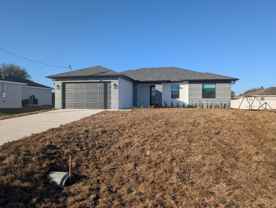 4224 Ne 22nd Pl - Photo 1 of 1