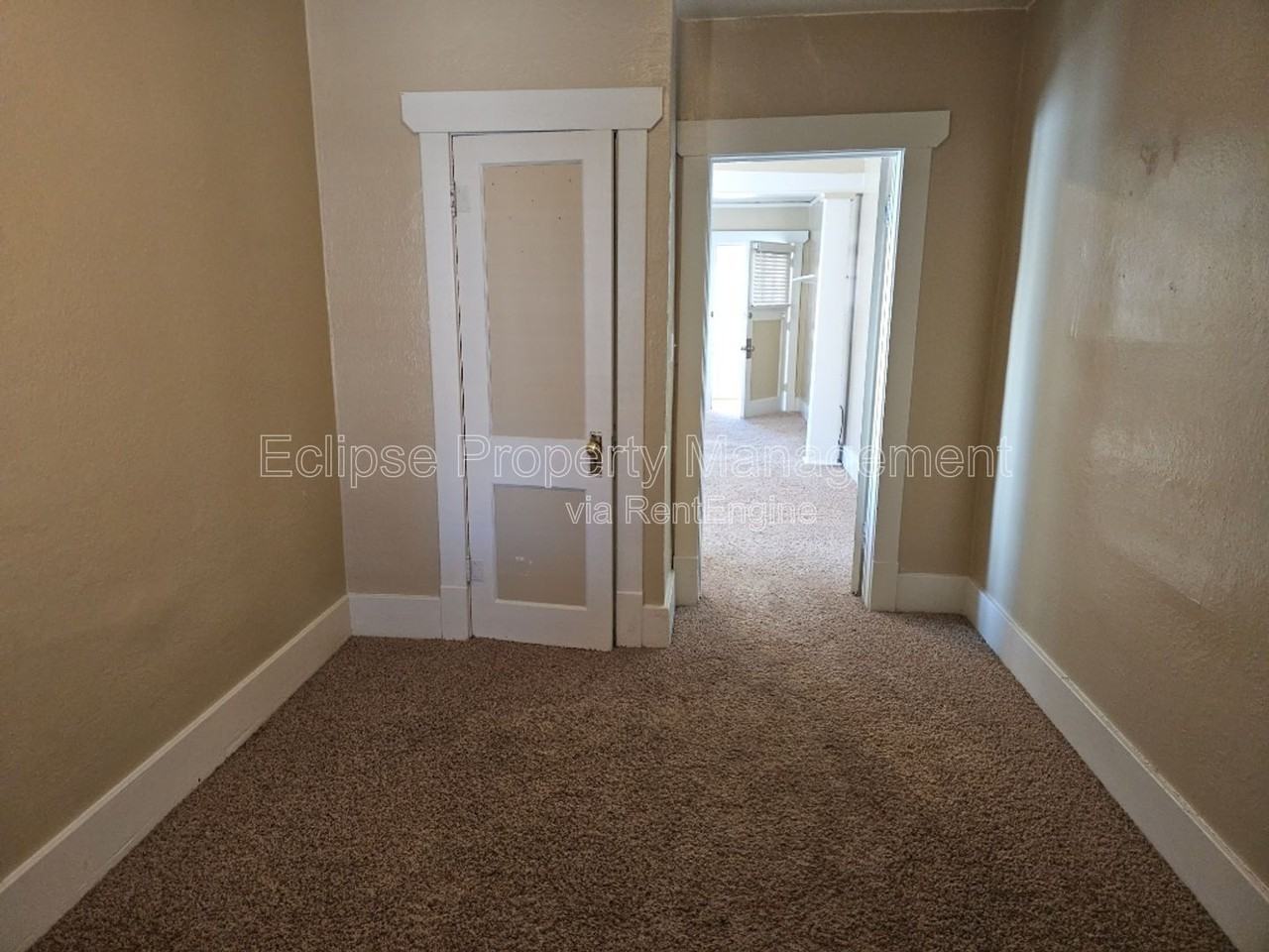 204 Edison Ave #B - Photo 2 of 12