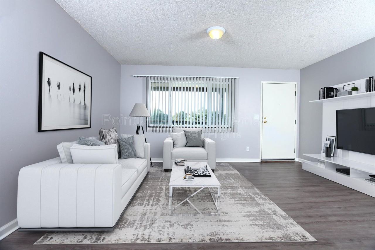 3800 E 16th St N #214