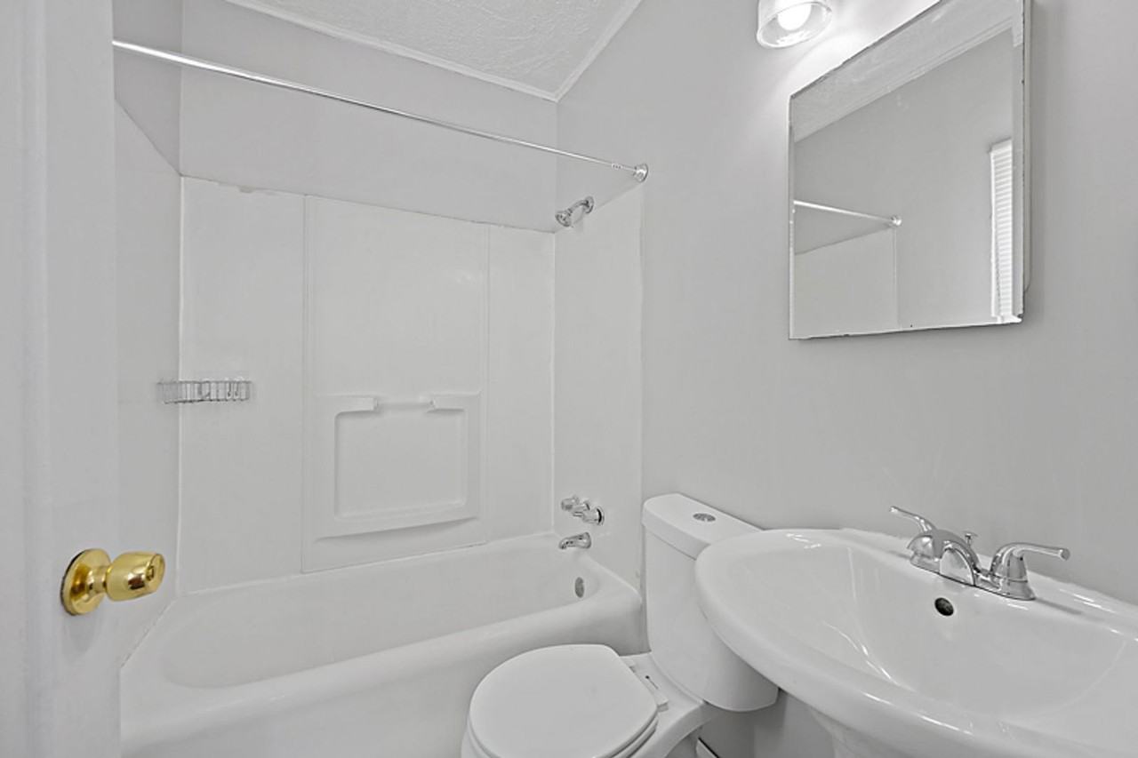 4300 Erie Ave #7 - Photo 6 of 9