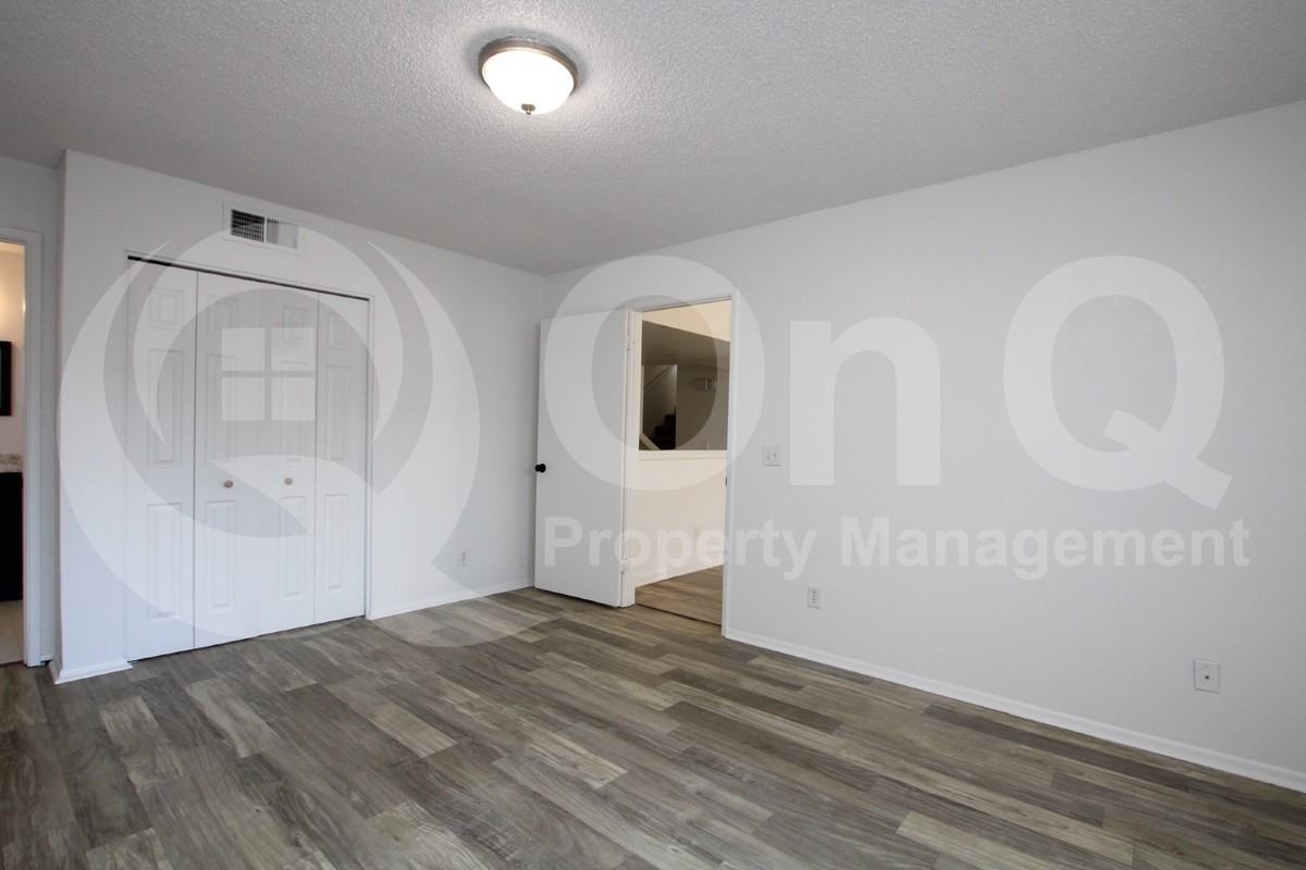 850 S River Dr #1084 - Photo 6 of 12