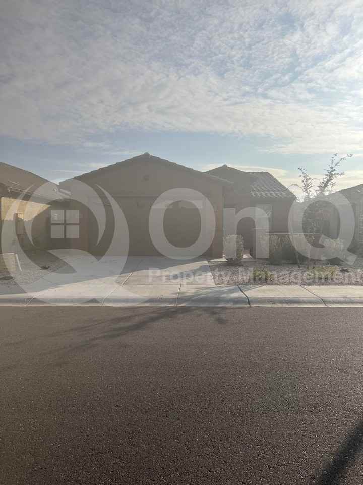 8953 W Palo Verde Dr