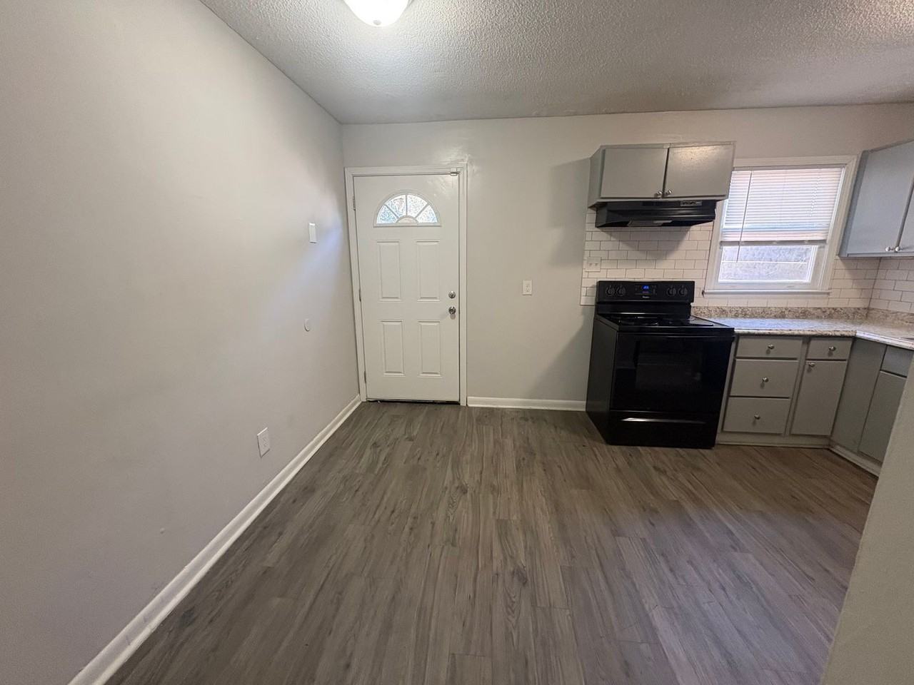 131 Wall St #120 - Photo 3 of 11