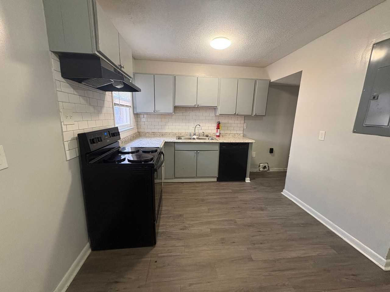 131 Wall St #120 - Photo 4 of 11