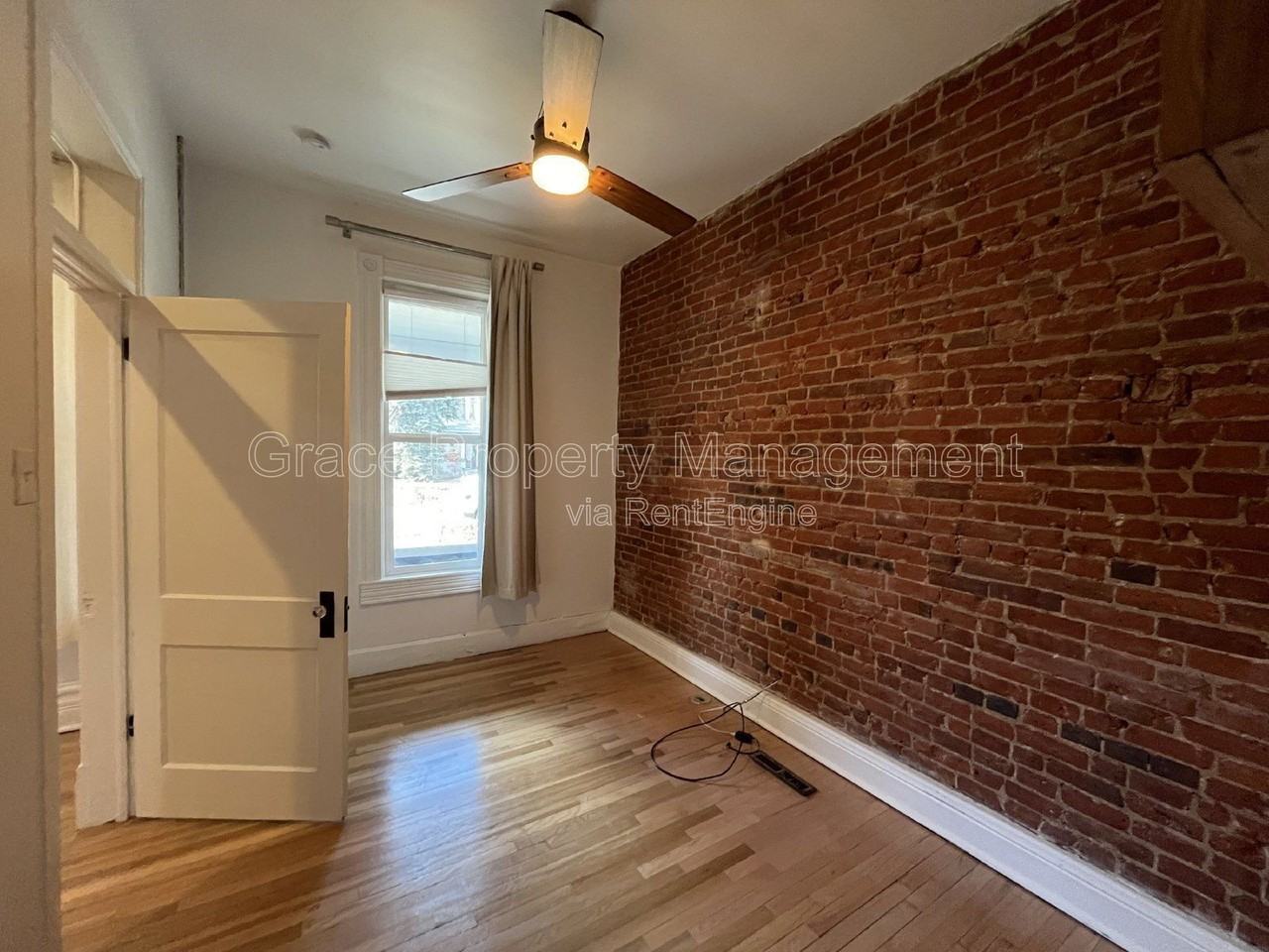 220 N Sherman St - Photo 6 of 20