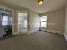 featured image of 1324 S Westnedge Ave #4
