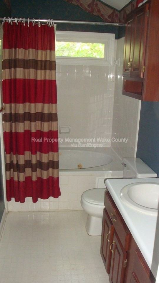 2912 Isabella Dr - Photo 6 of 16