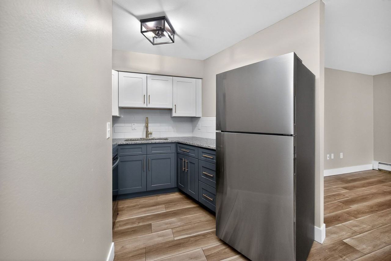 6419 Montgomery Rd #B1 - Photo 4 of 18