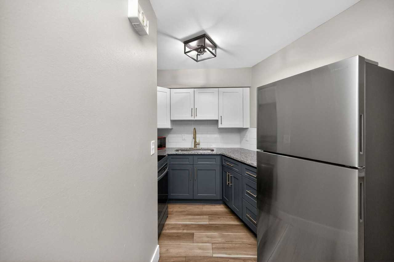 6419 Montgomery Rd #B1 - Photo 5 of 18