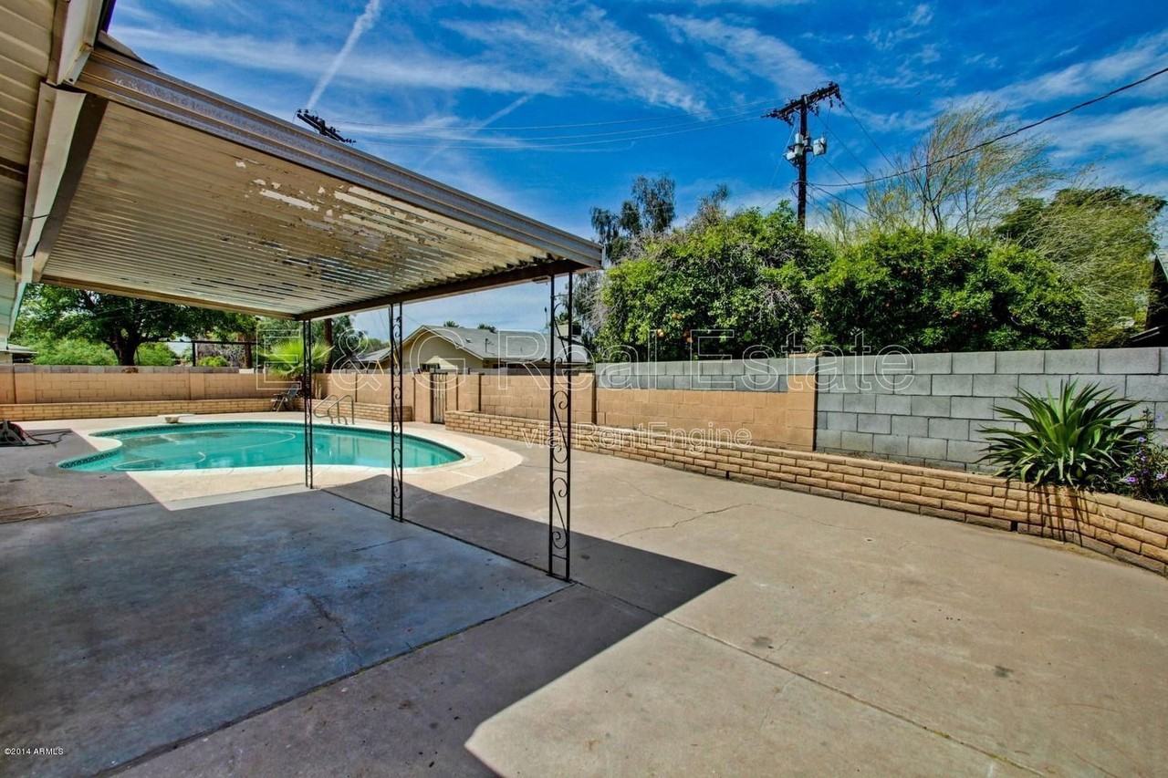 1030 E Manhatton Dr - Photo 2 of 28