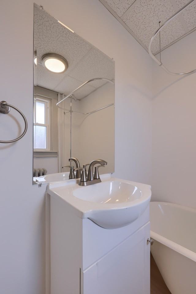 40 W James St #2 - Photo 4 of 7