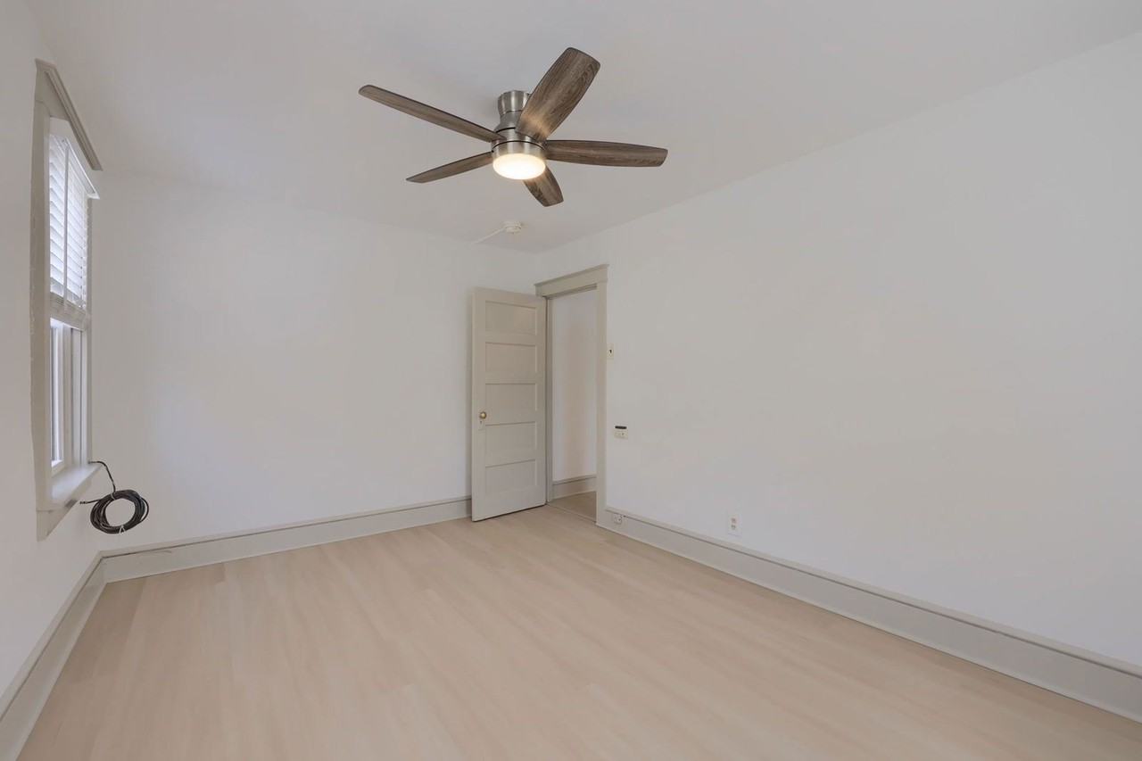 40 W James St #2 - Photo 7 of 7