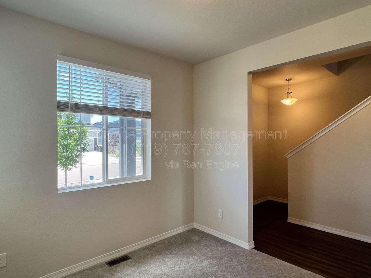 10051 Ledgestone Ter - Photo 5 of 39