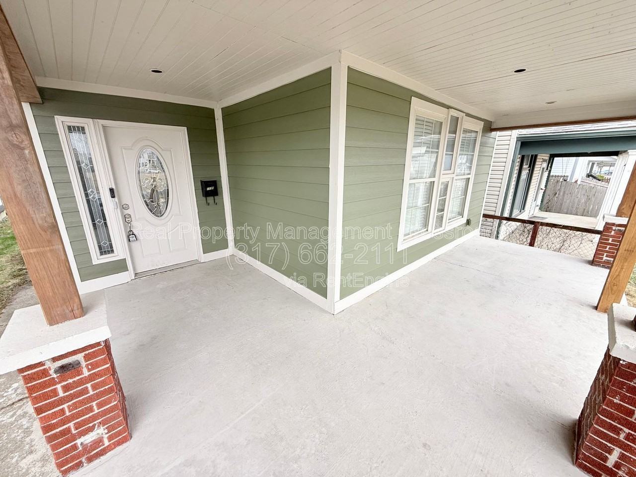 1135 Spann Ave - Photo 3 of 40