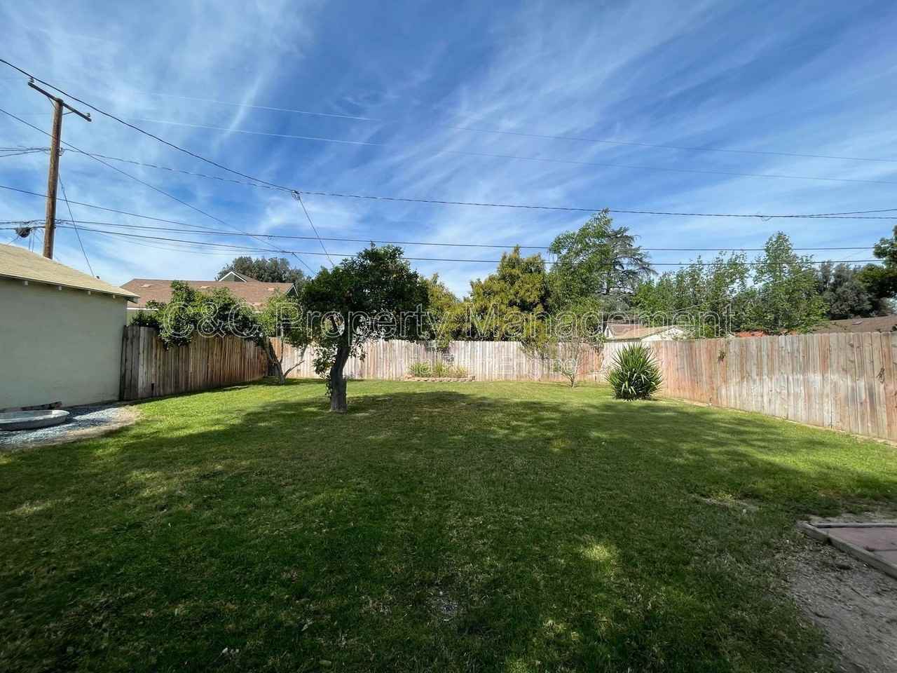 4621 Sunnyside Dr - Photo 5 of 19