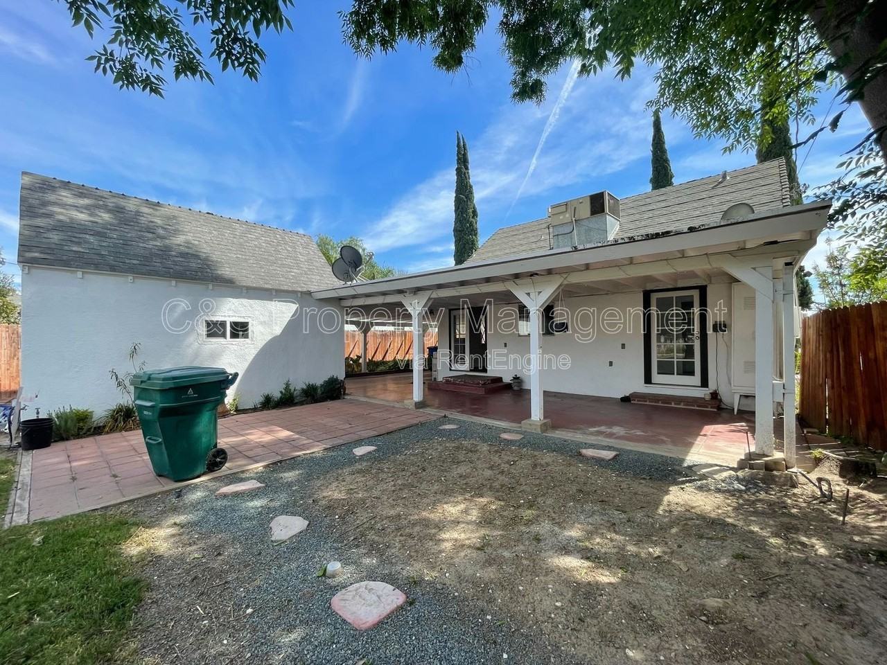 4621 Sunnyside Dr - Photo 6 of 19