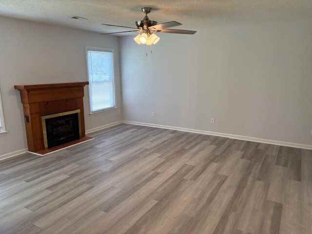 143 W Victoria Ct #A - Photo 4 of 15