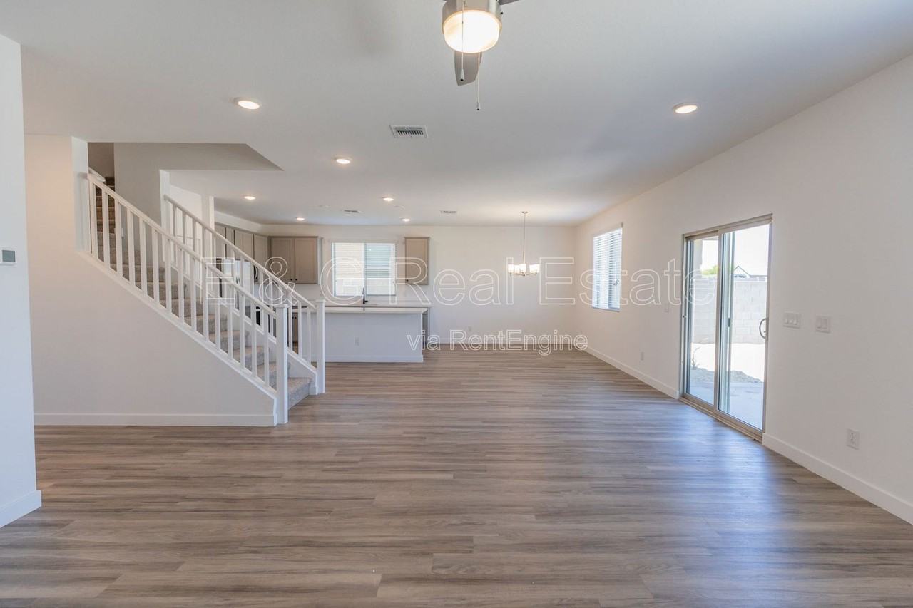 16976 W Diana Ave - Photo 6 of 28