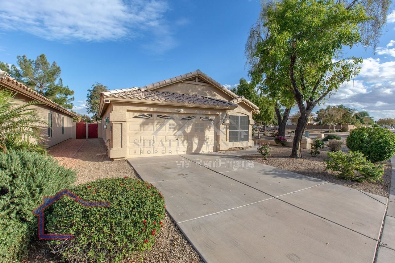 1101 N Jackson St - Photo 2 of 39