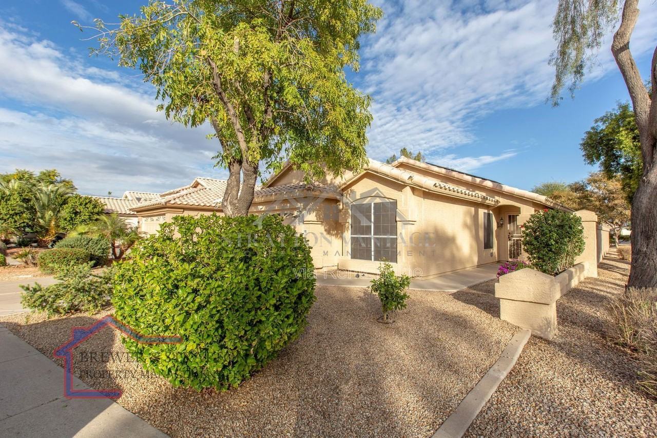 1101 N Jackson St - Photo 3 of 39