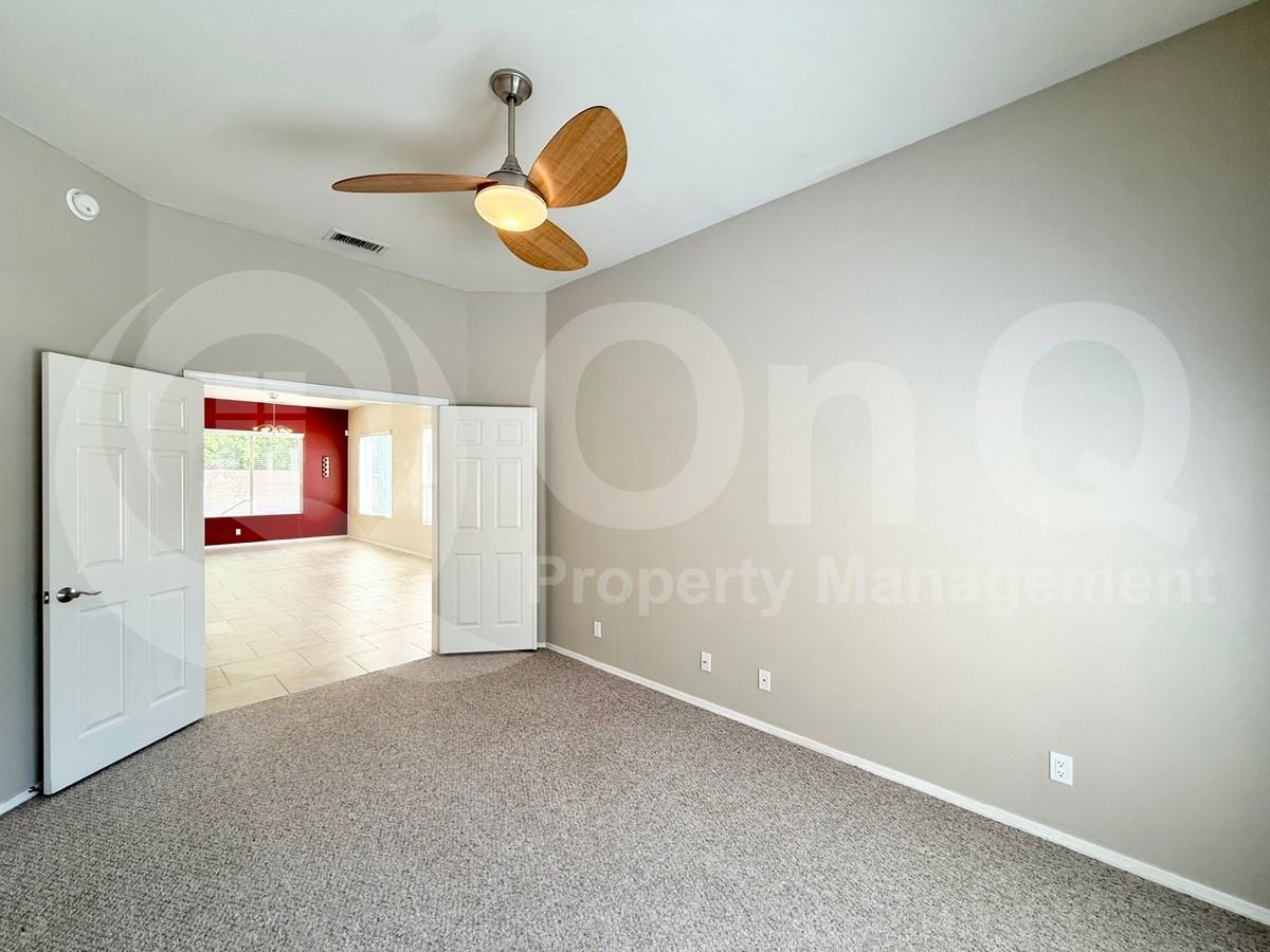 4532 W Toledo St - Photo 7 of 25