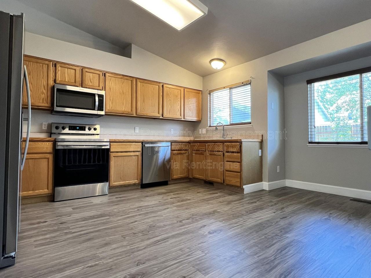 5851 Granby Hill Dr - Photo 6 of 38