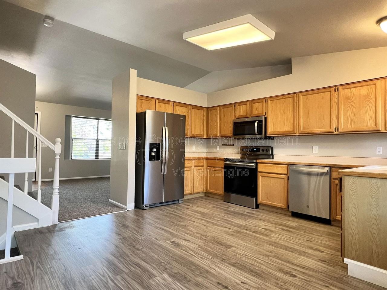 5851 Granby Hill Dr - Photo 7 of 38