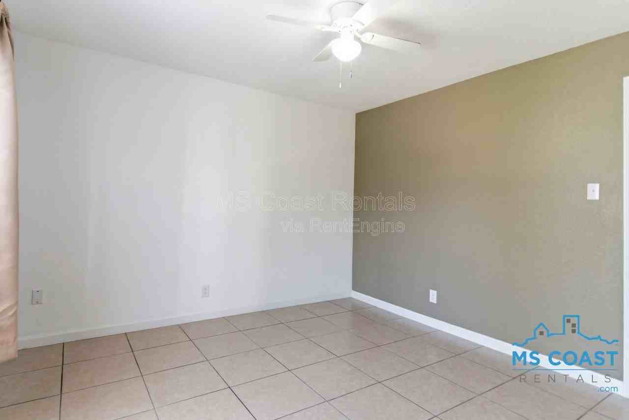 6430 Jasmine St #A4 - Photo 7 of 16