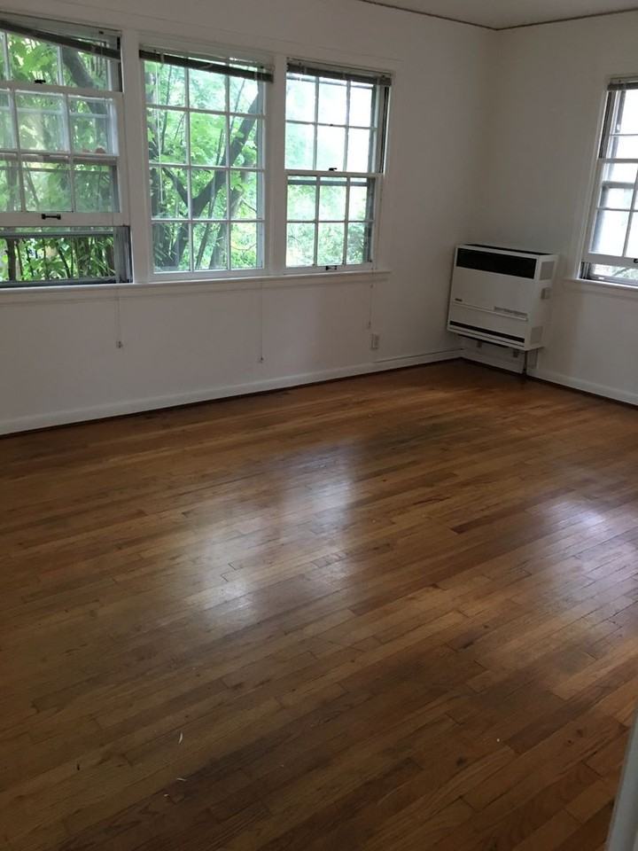 5460 Ne Sandycrest Ter #1 - Photo 6 of 15