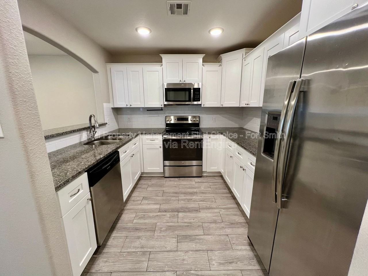 6623 Leightyn Ln - Photo 5 of 19