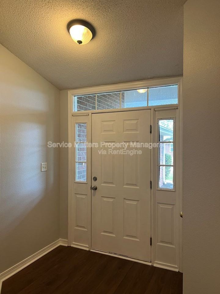 4742 Spencer Oaks Blvd - Photo 3 of 27