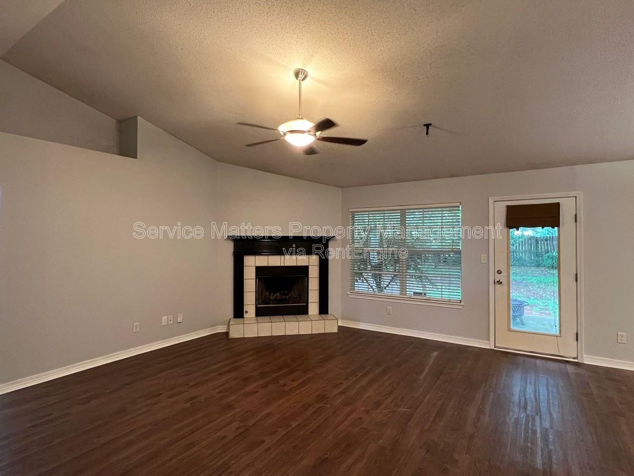 4742 Spencer Oaks Blvd - Photo 4 of 27