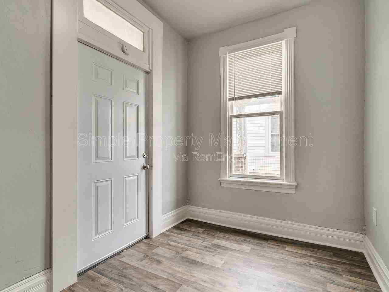 611 E Springer Ave - Photo 2 of 25