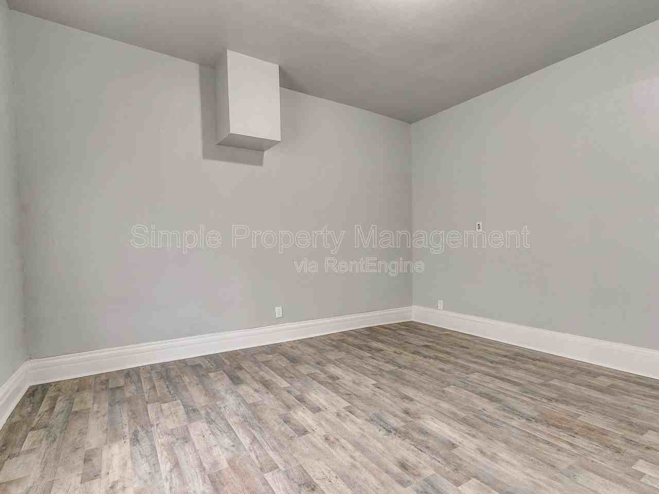 611 E Springer Ave - Photo 3 of 25