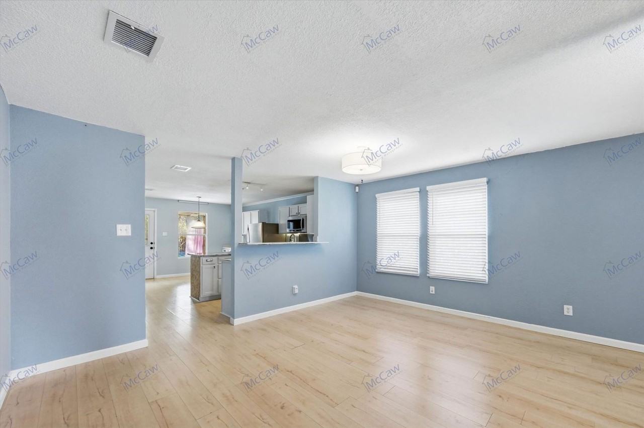 8401 Swan Park Dr - Photo 5 of 21