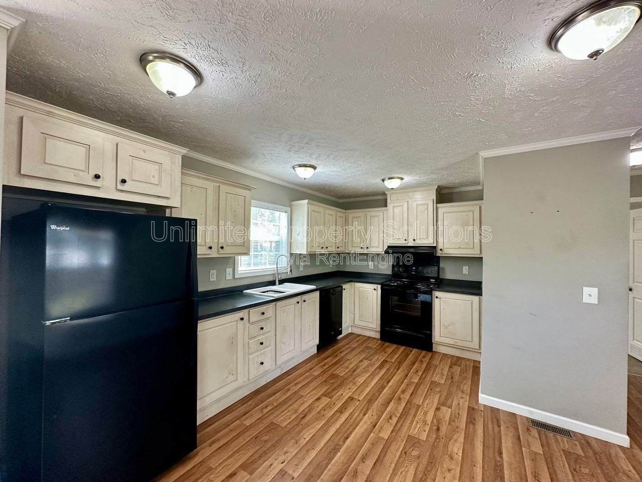 2416 Quail Run Rd Ne - Photo 6 of 19