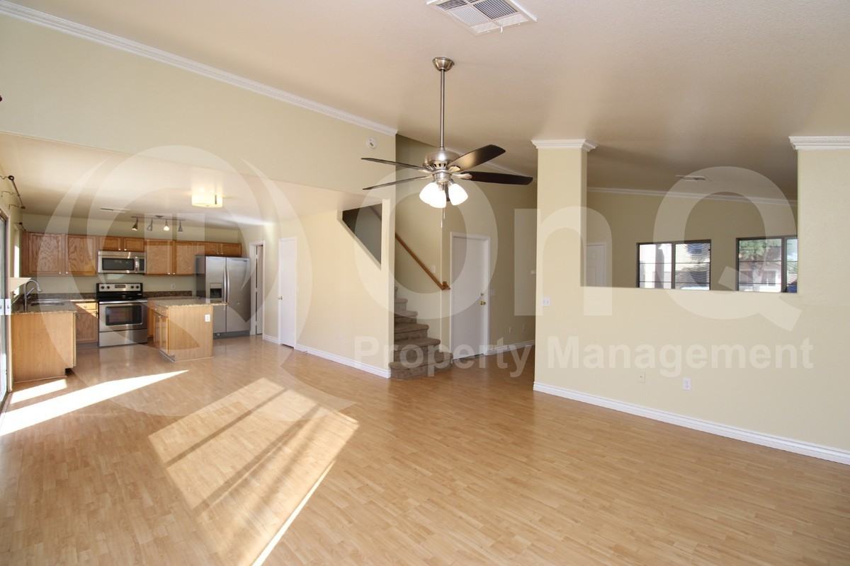 1470 S Red Rock Ct #C - Photo 4 of 21