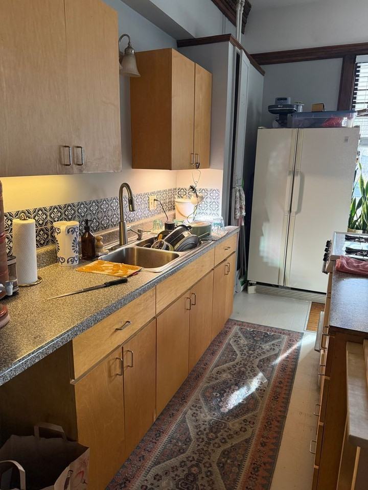 2204 Grand Ave S #1 - Photo 6 of 19