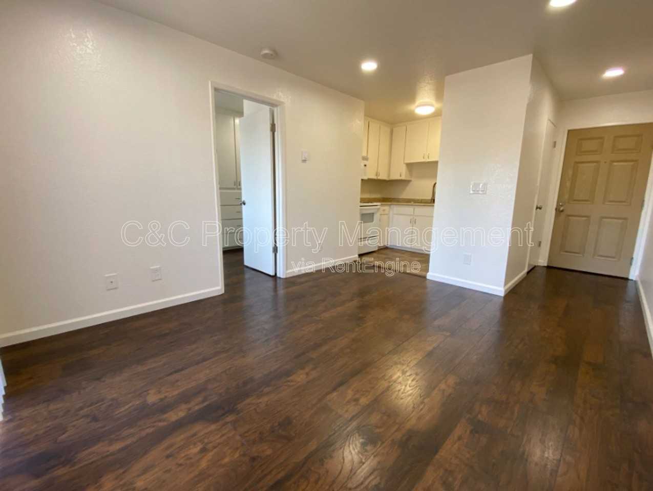 3270 Del Monte Blvd #52 - Photo 3 of 6