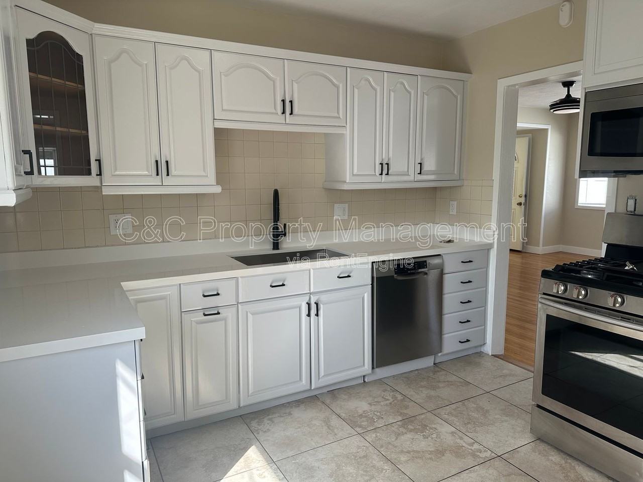 10532 La Mirada Blvd - Photo 3 of 21