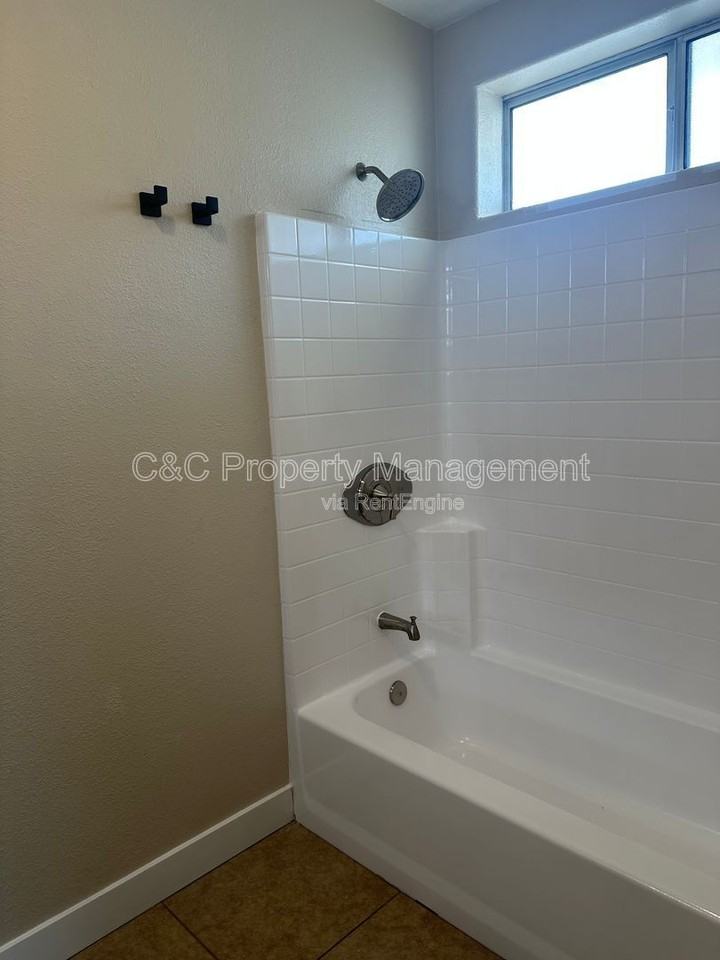 10532 La Mirada Blvd - Photo 7 of 21